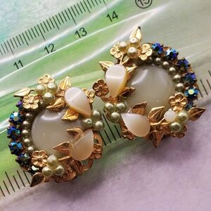 Vintage Flower Cluster Earrings Aurora Borealis Lucite Glass Brass Clip Ons